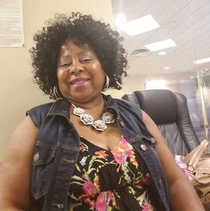 Meet your Posher, Sylvia